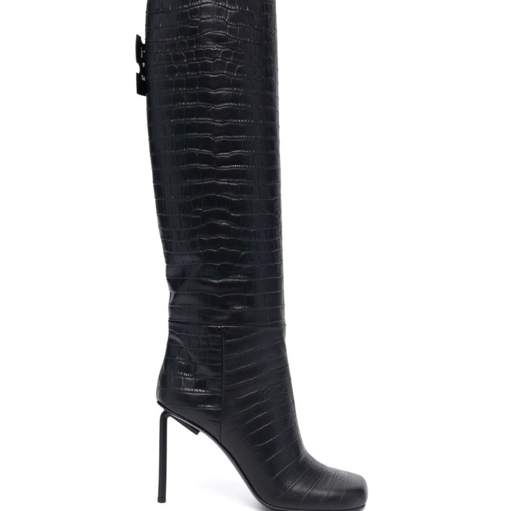 Off-Whit Boots